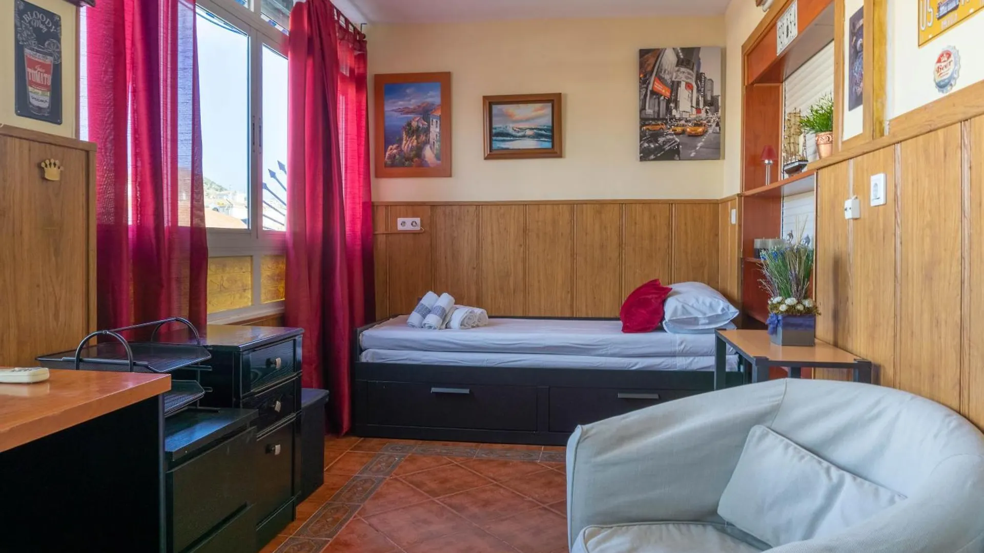 Apartment Aconte מאלגה 0*,